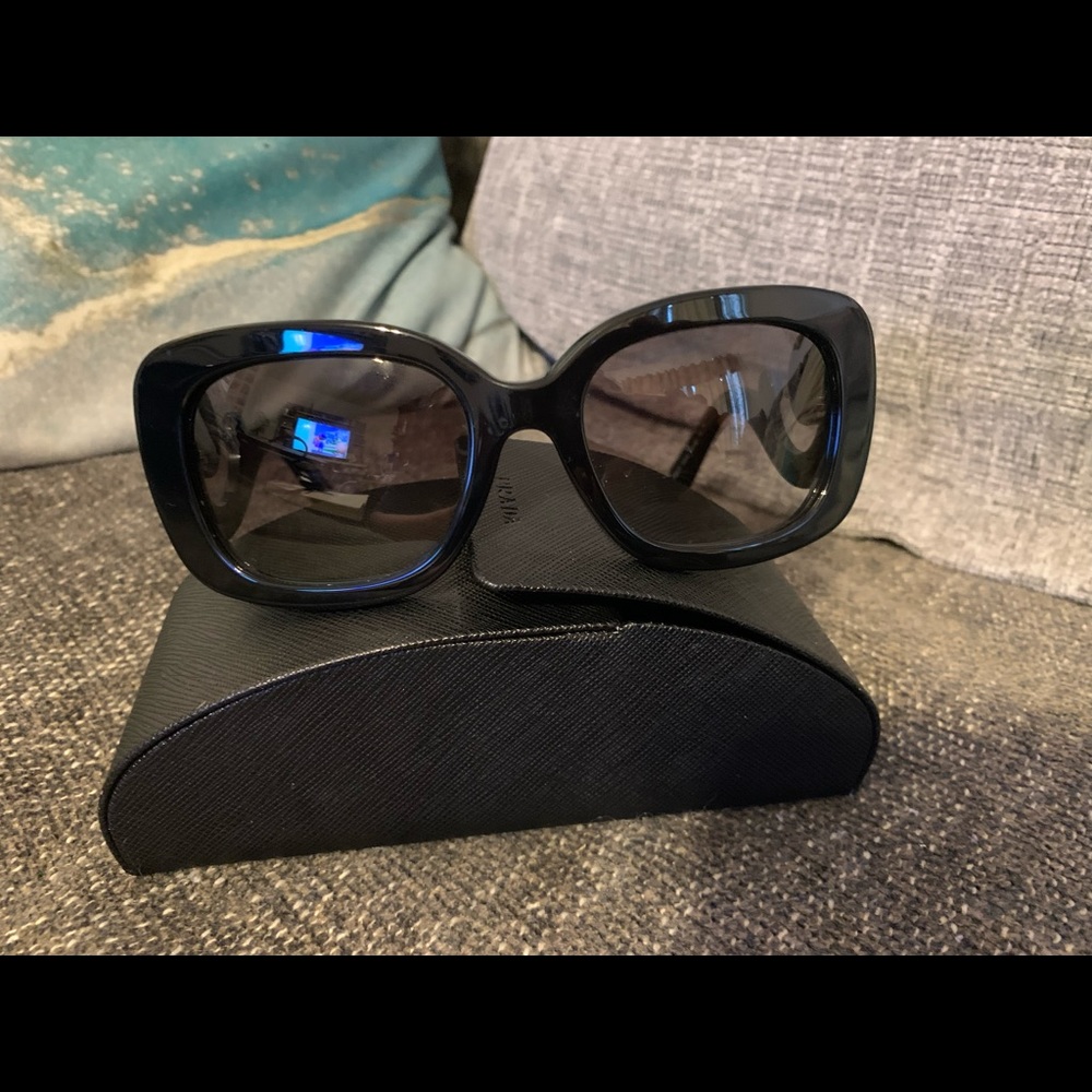 Prada baroque black